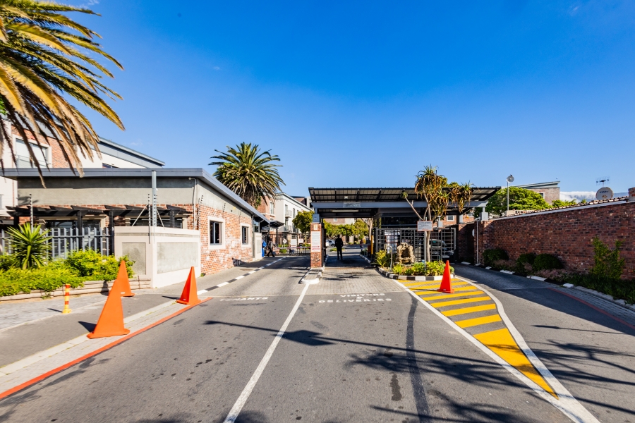 2 Bedroom Property for Sale in Brooklyn Western Cape